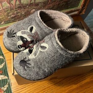 LL Bean wool daybreak scuffs slippers Raccoon medium 8